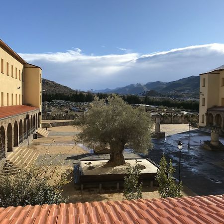 Sabiñánigo Albergue Pirenarium מראה חיצוני תמונה