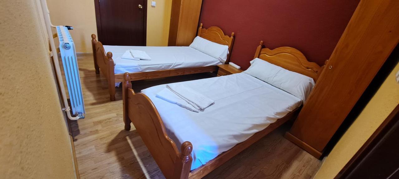 Sabiñánigo Albergue Pirenarium מראה חיצוני תמונה