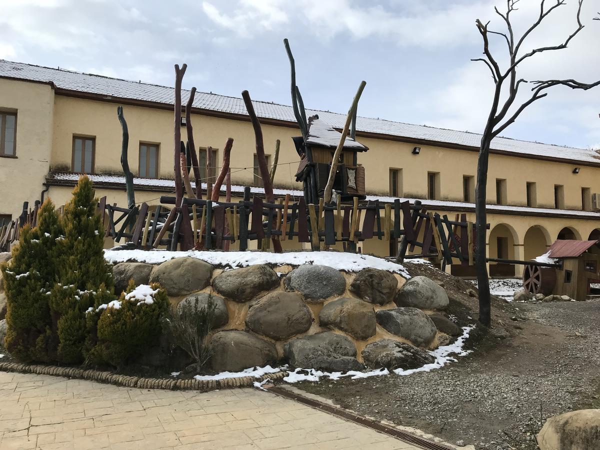 Sabiñánigo Albergue Pirenarium מראה חיצוני תמונה